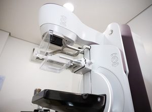 Hospital da Mulher do Recife recebe novo mamógrafo digital