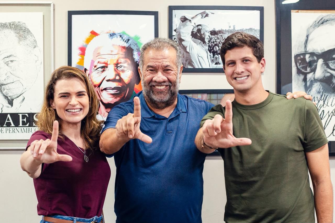 PDT discute federação com PSB após não atingir cláusula de barreira