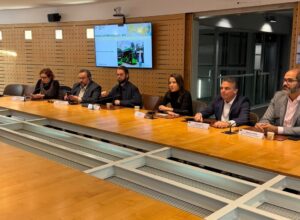 Em Paris, Raquel Lyra articula investimentos para modernizar transporte público