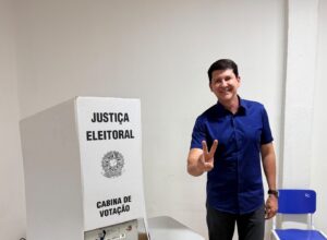 Simão Durando vota e defende novo ciclo de desenvolvimento para o Brasil