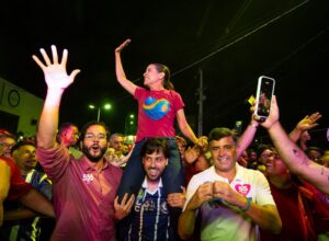 Eduardo da Fonte e Raquel Lyra participam de mobilização em Vitória de Santo Antão